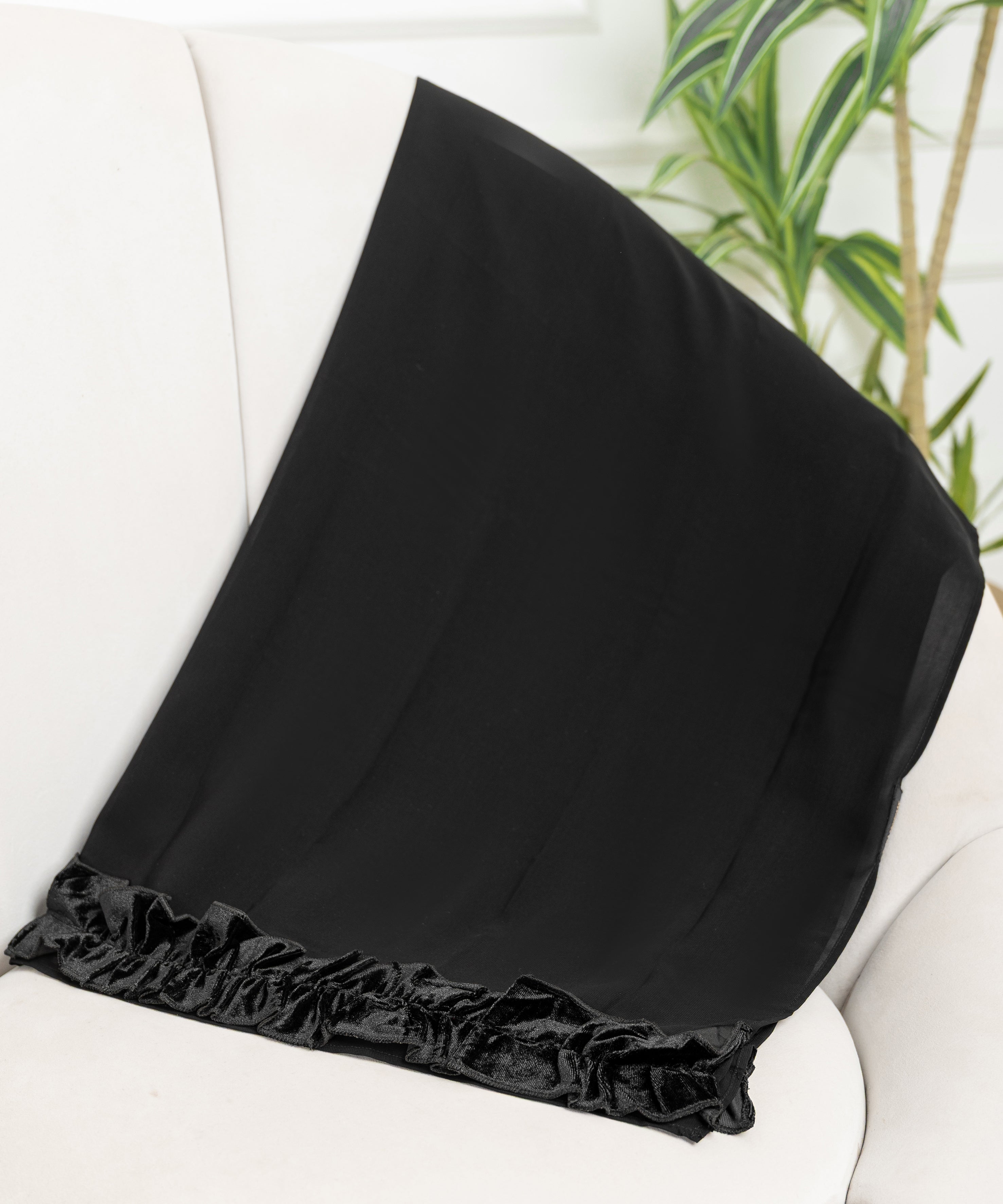 Rectangular Hijab with Velvet Edge