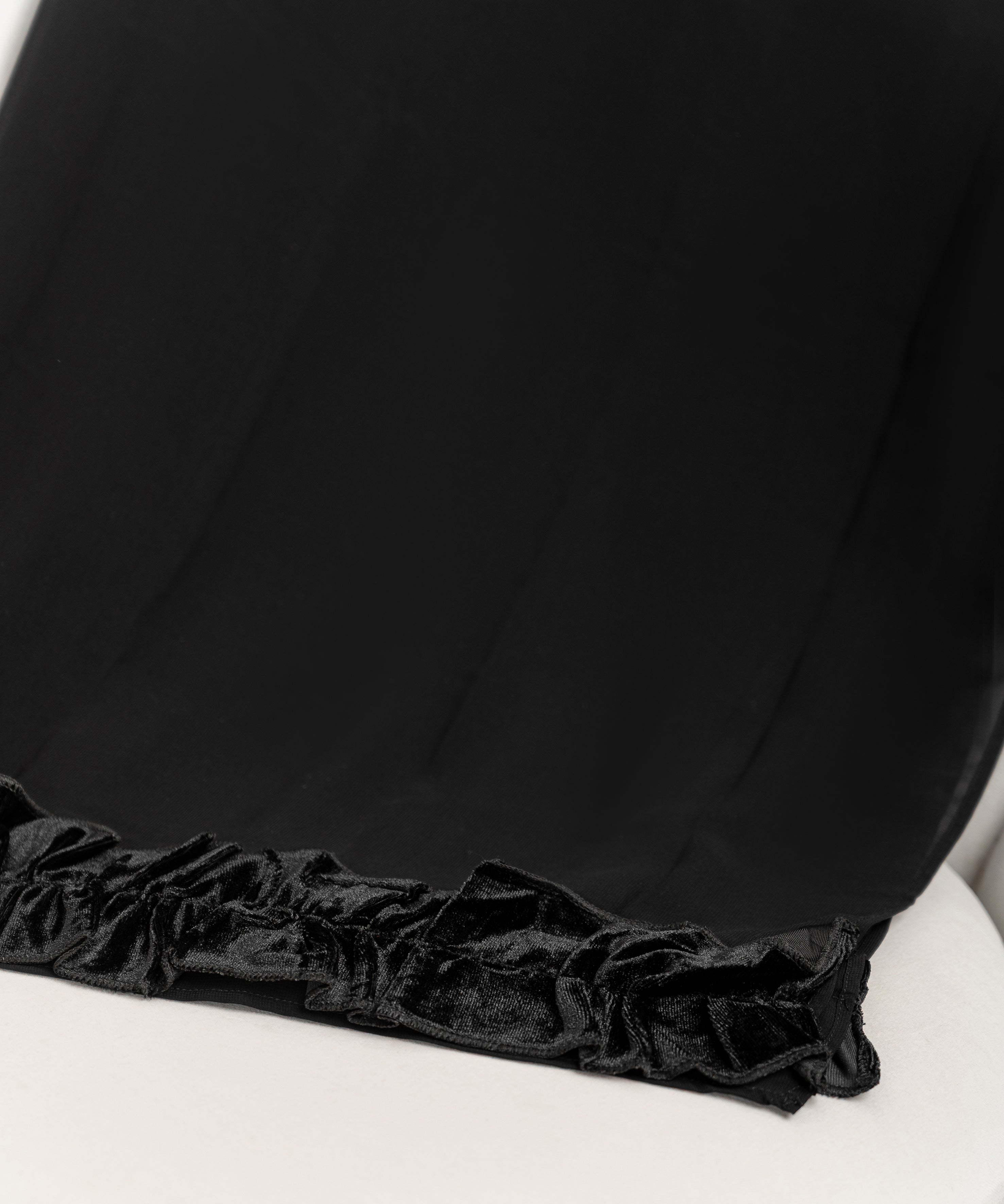 Rectangular Hijab with Velvet Edge