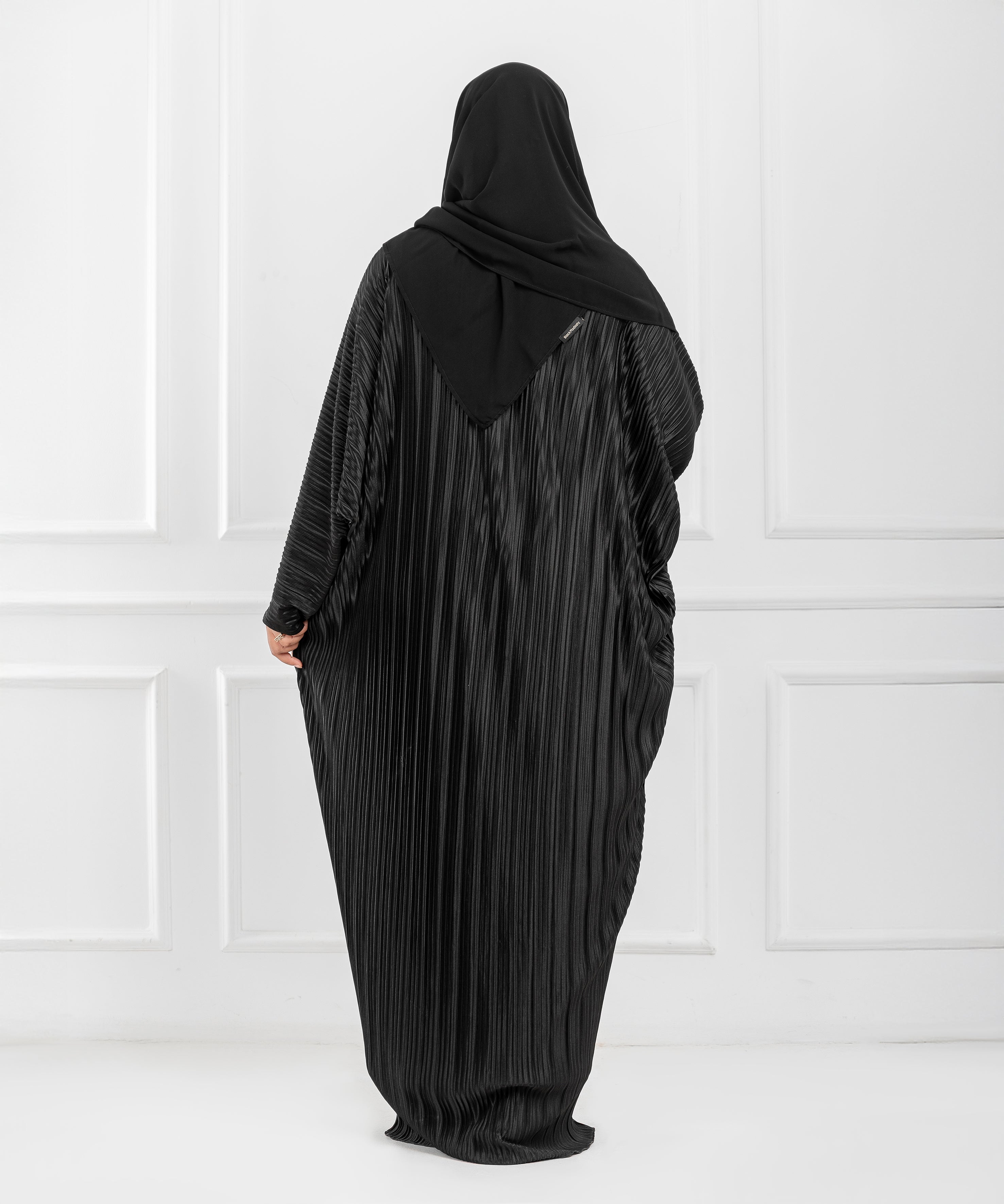 Pleated Shoulder Abaya