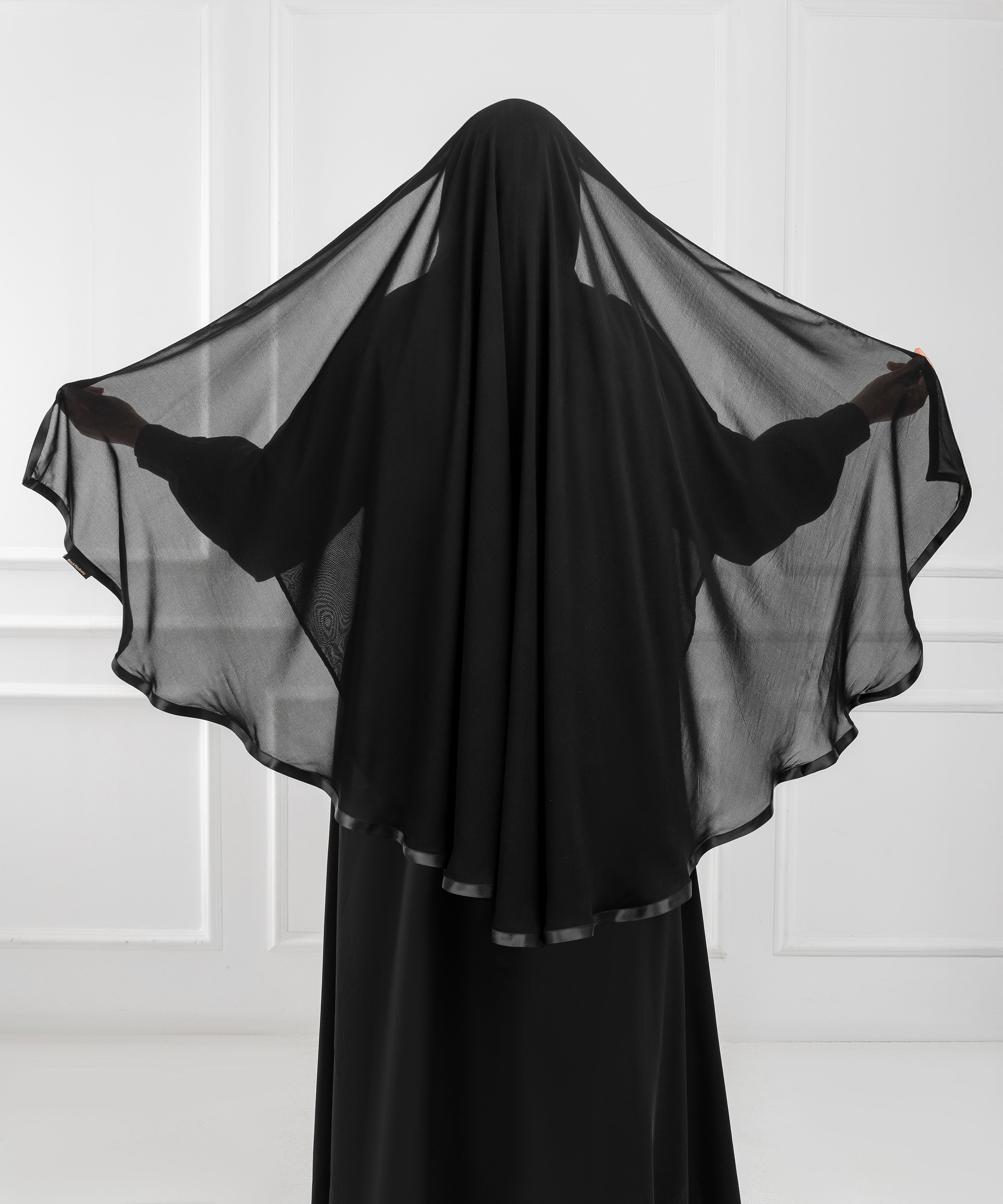 Circular Khimar “Ghashwa” – with Satin