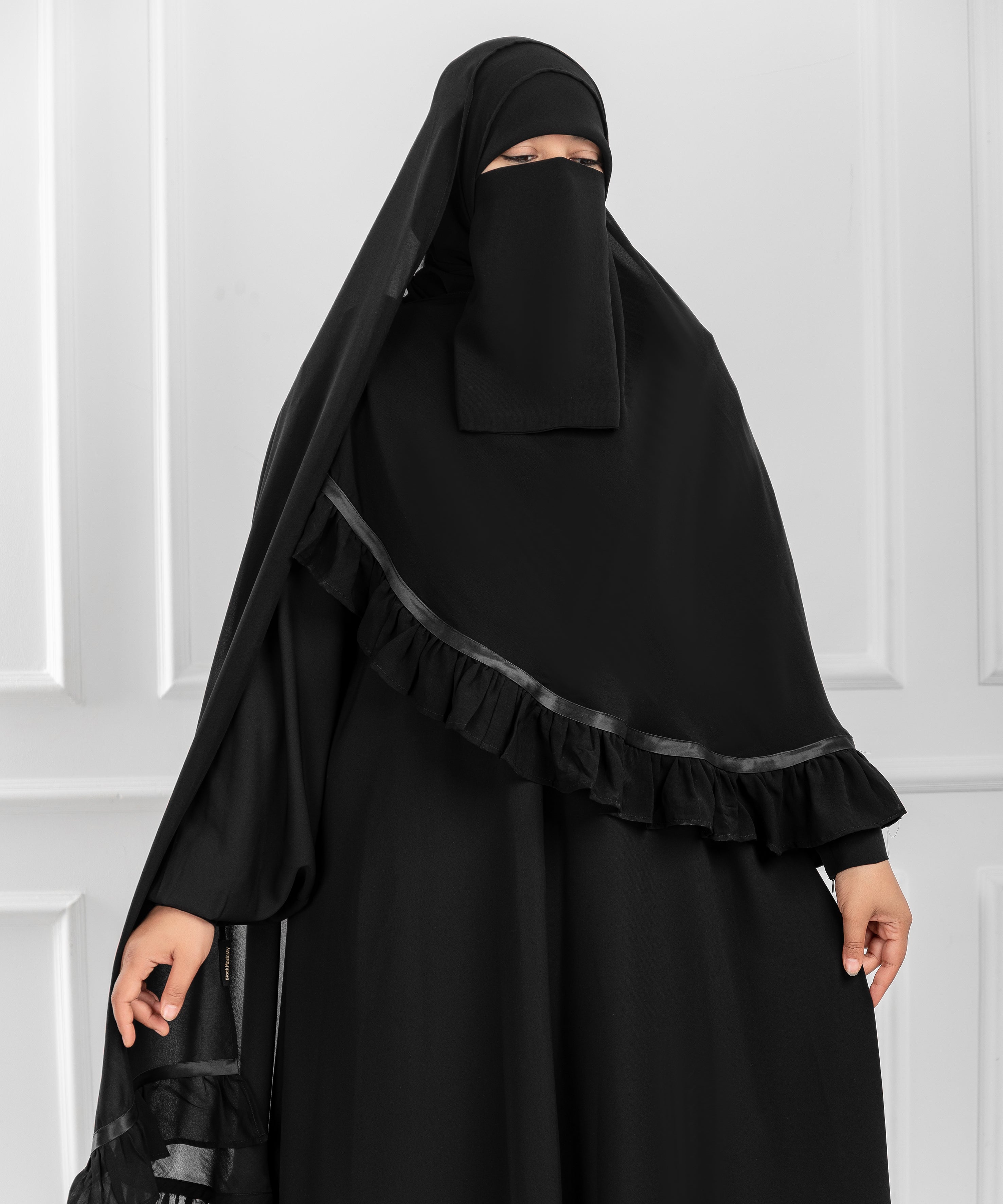 Circular Khimar “Ghashwa” – with Soft Ruffle and Satin Ribbon