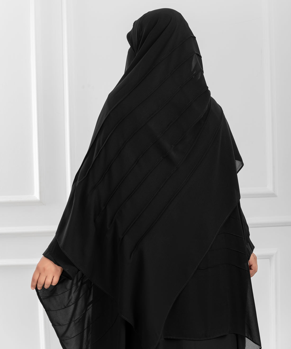 Rectangular Hijab with Wide Vertical Pleats