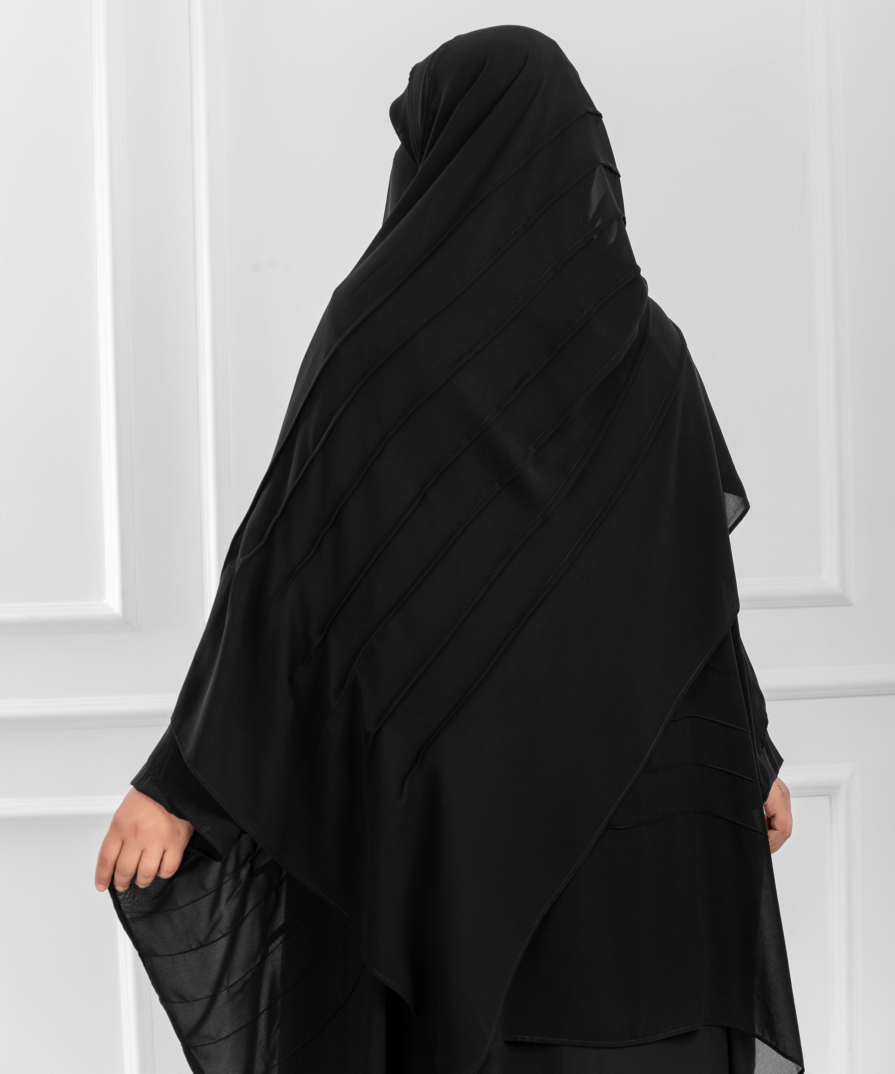 Rectangular Hijab with Wide Vertical Pleats