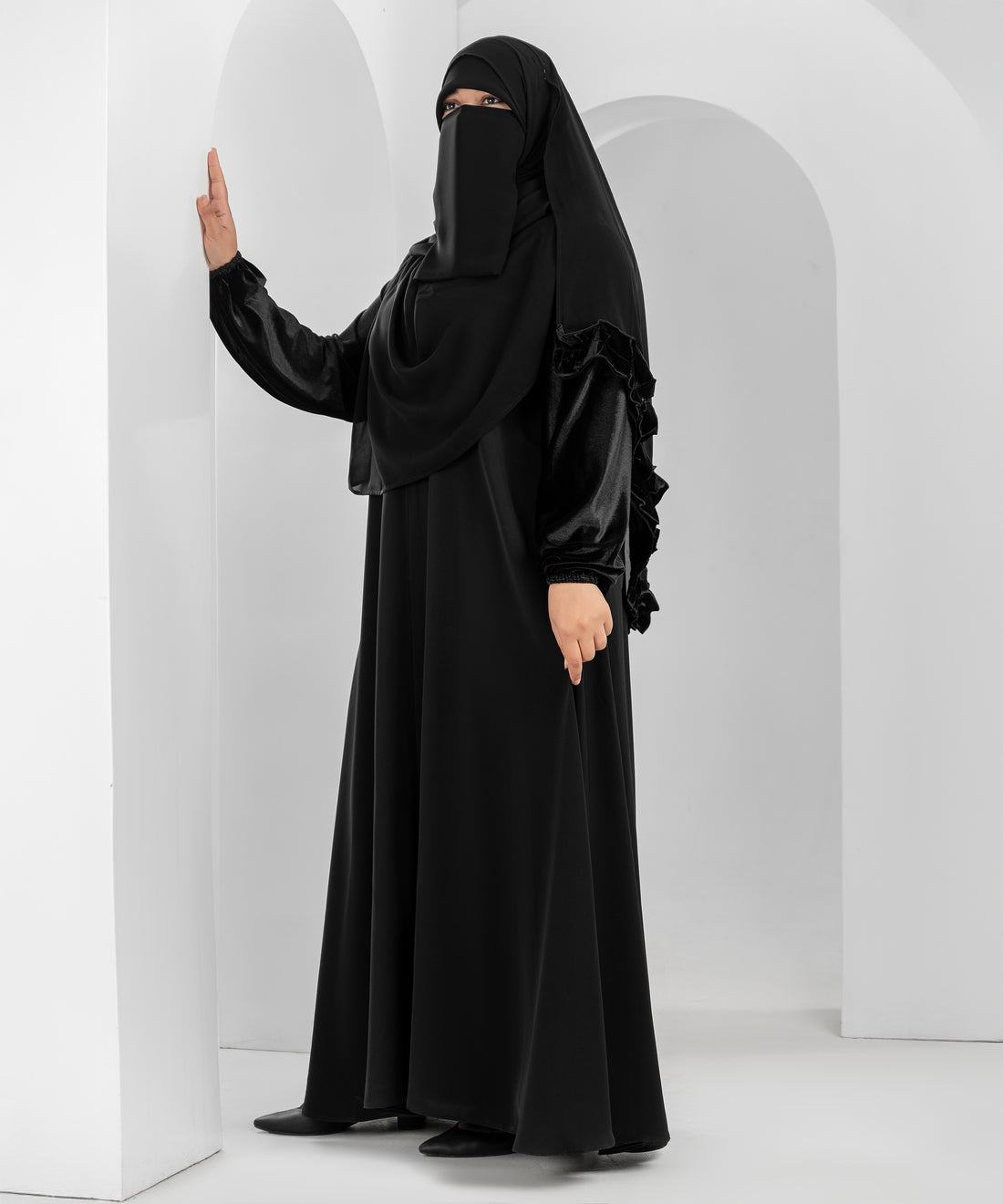 Black Abaya with Velvet Sleeves