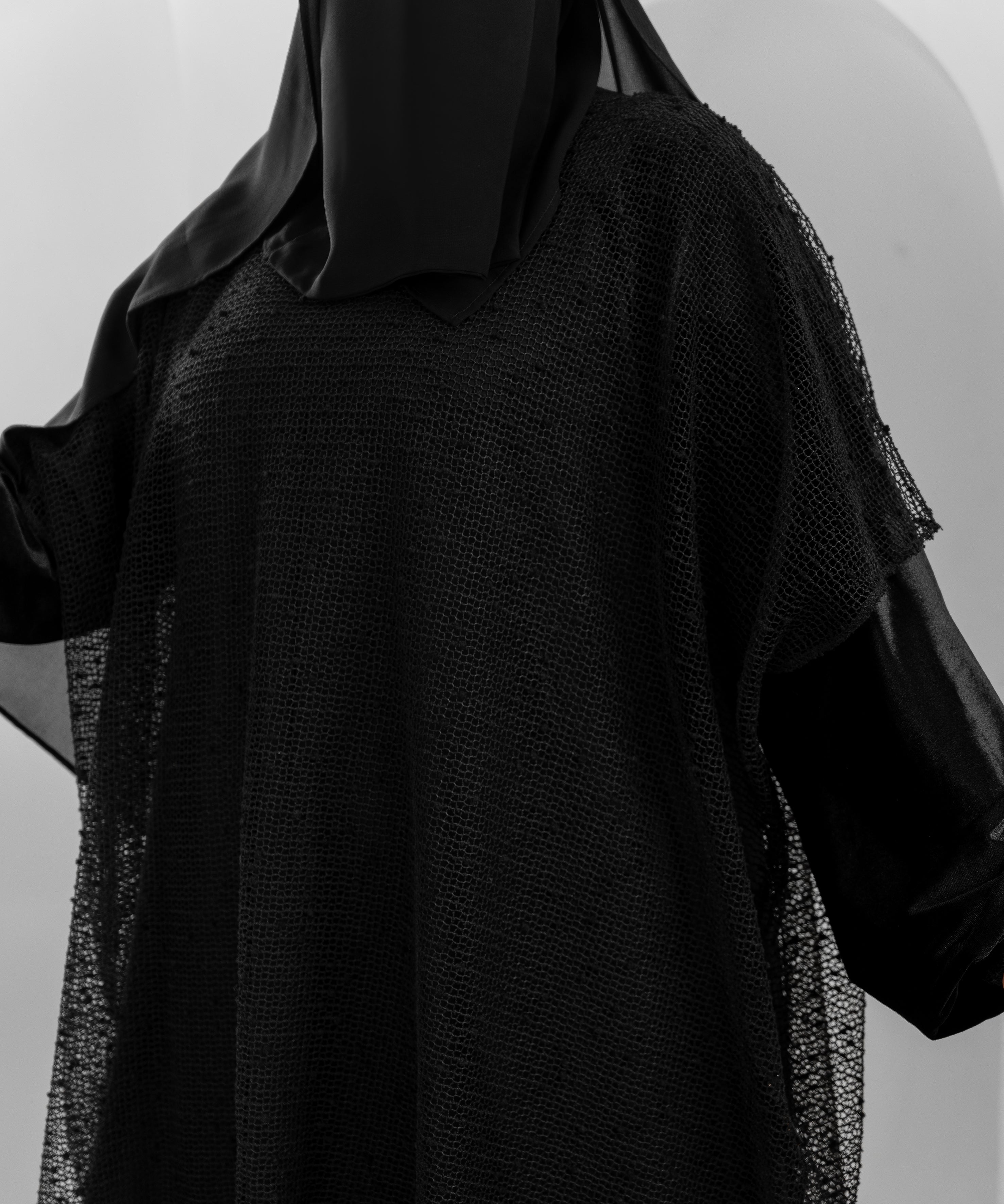 Shoulder Cape with Mesh Fabric and Velvet Dots