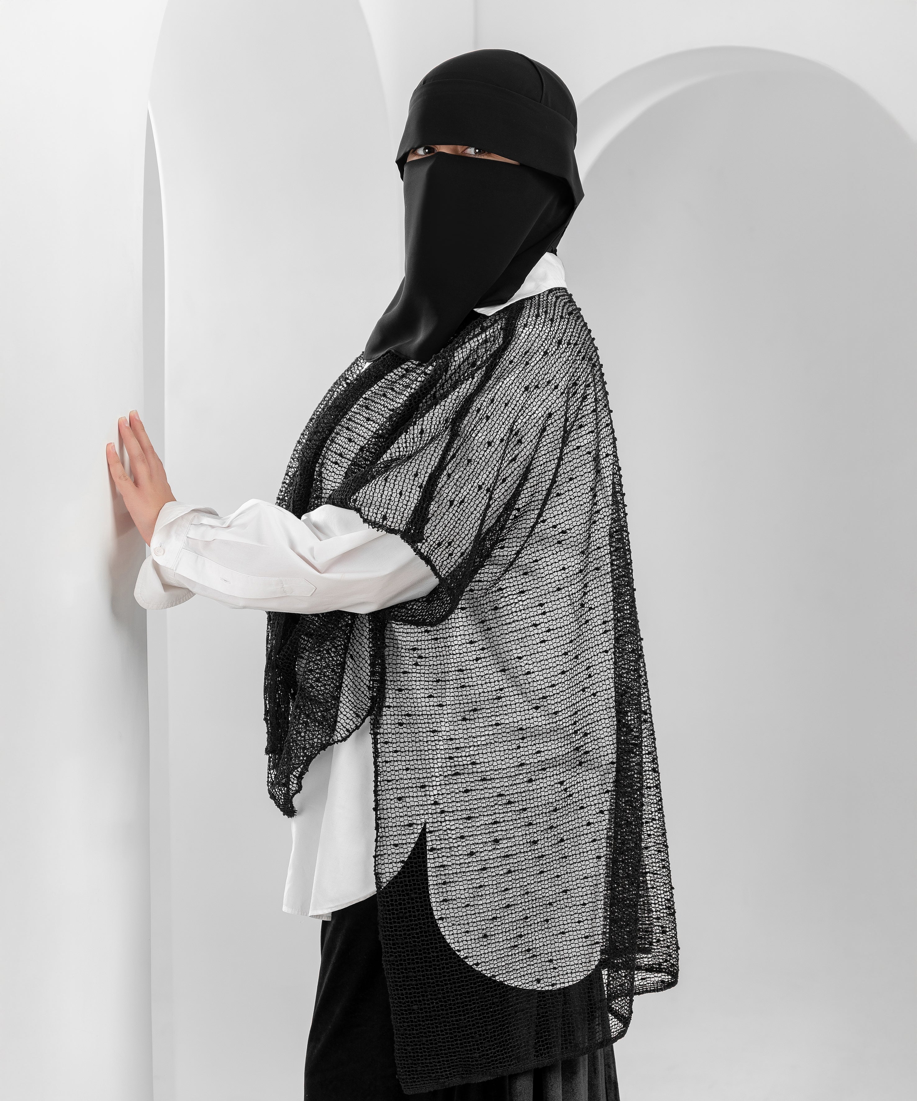 Shoulder Cape with Mesh Fabric and Velvet Dots – Front Drape Design