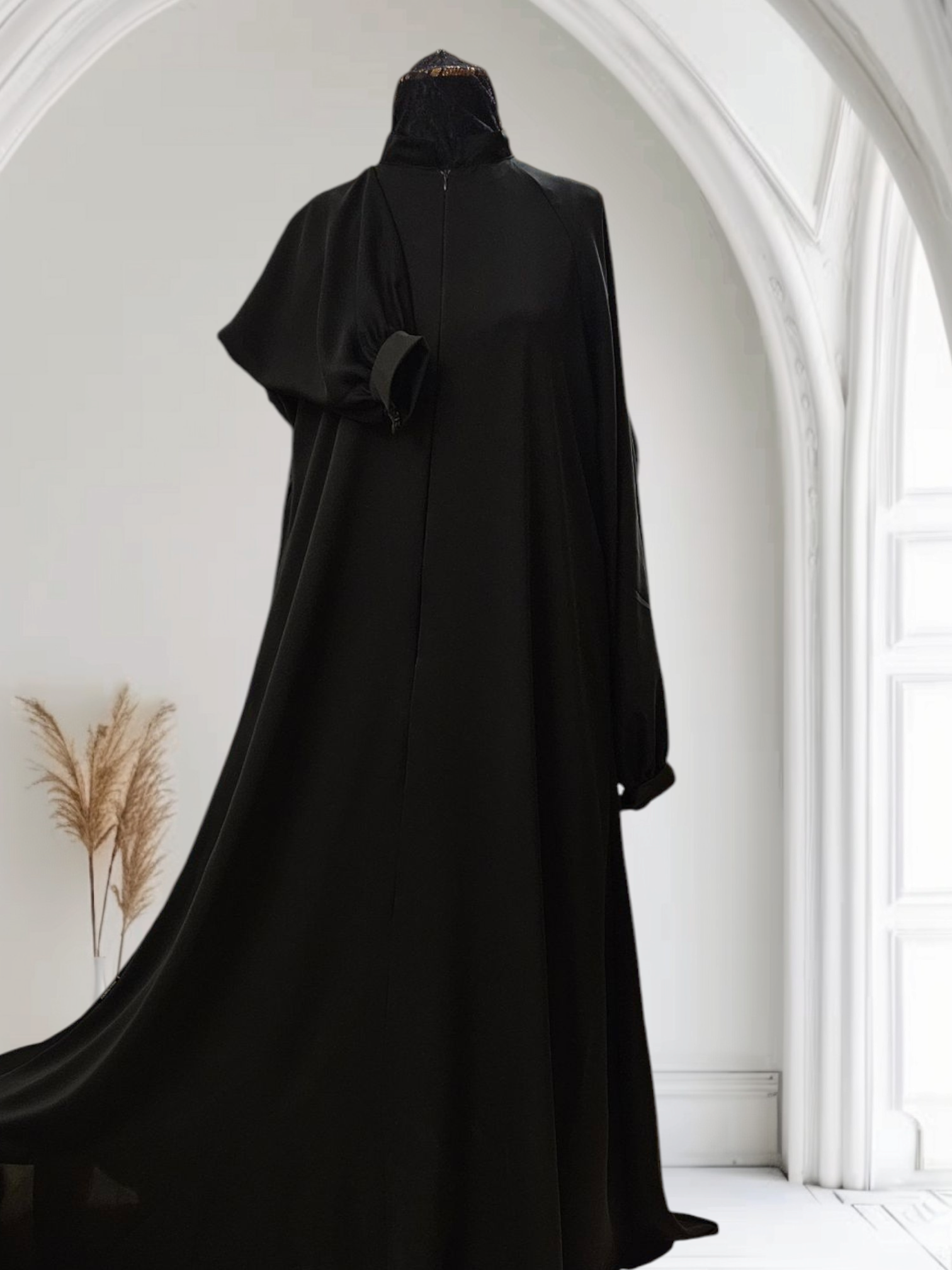 Lightweight Imported Silk Abaya – Wide Fit with Elegant Flow