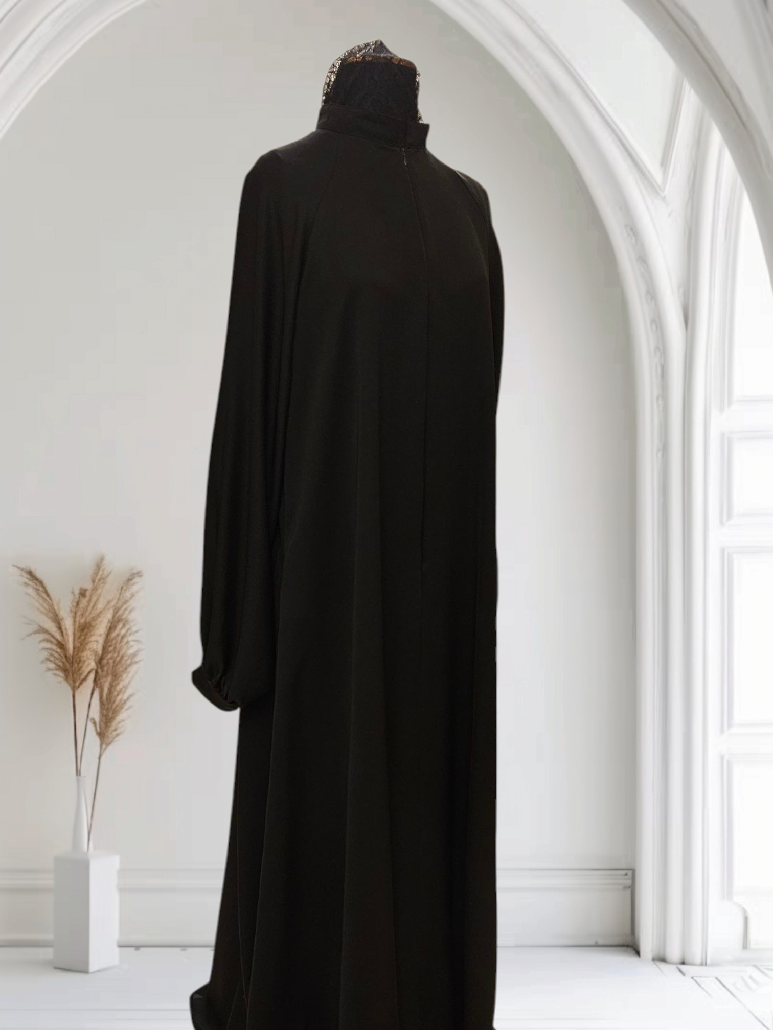 Lightweight Imported Silk Abaya – Wide Fit with Elegant Flow
