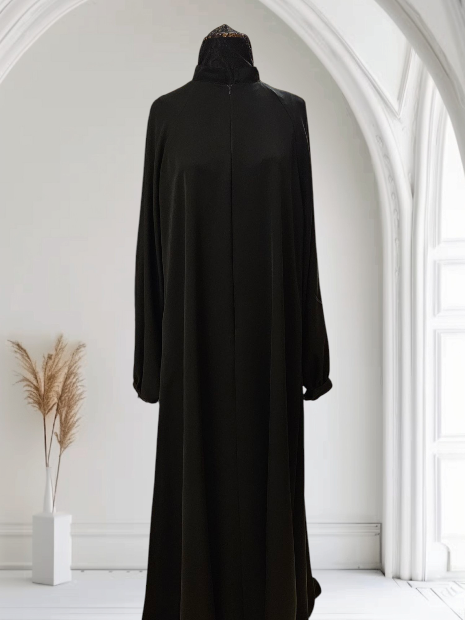 Lightweight Imported Silk Abaya – Wide Fit with Elegant Flow