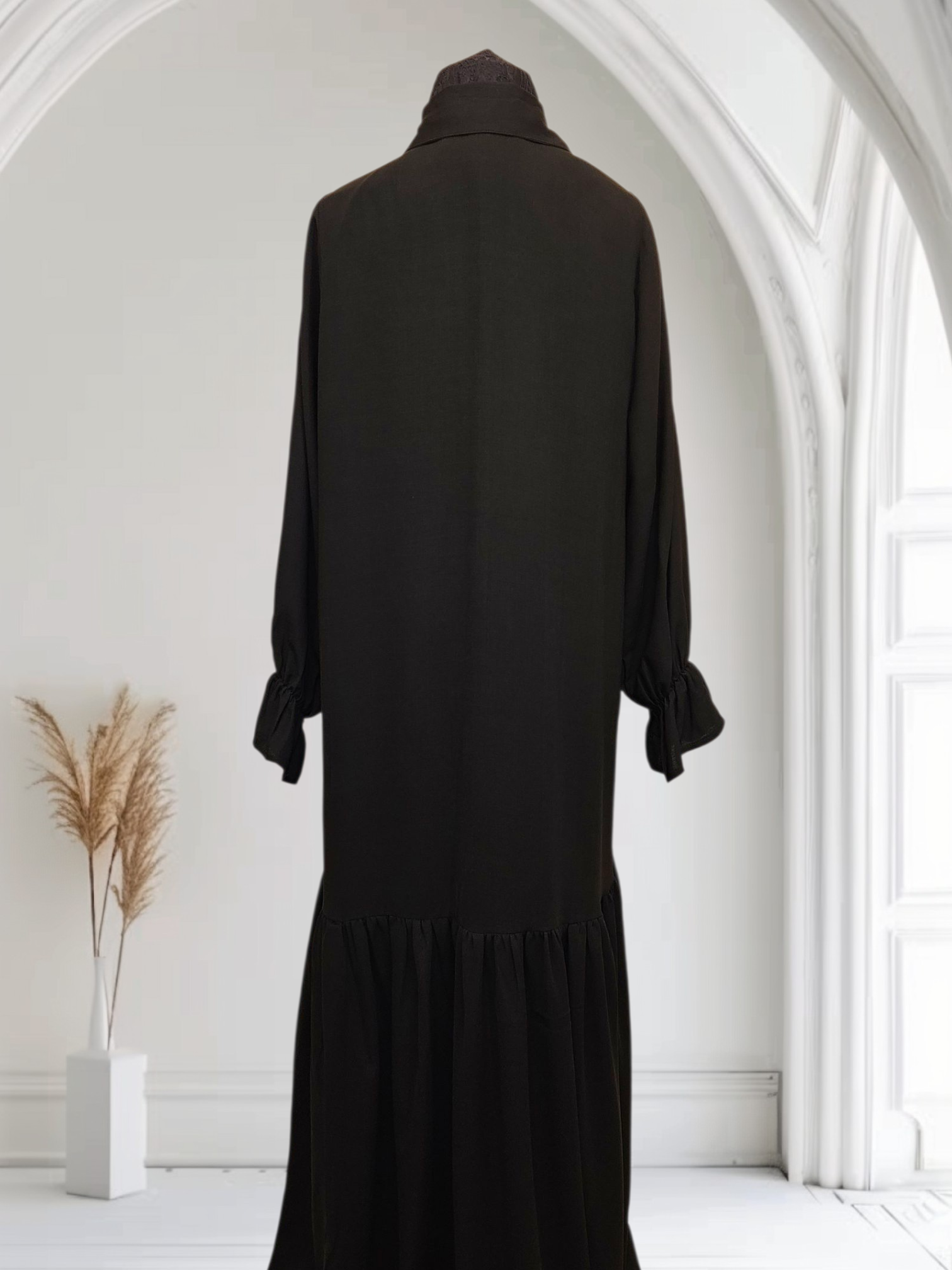 Charcoal Elegance Linen Abaya