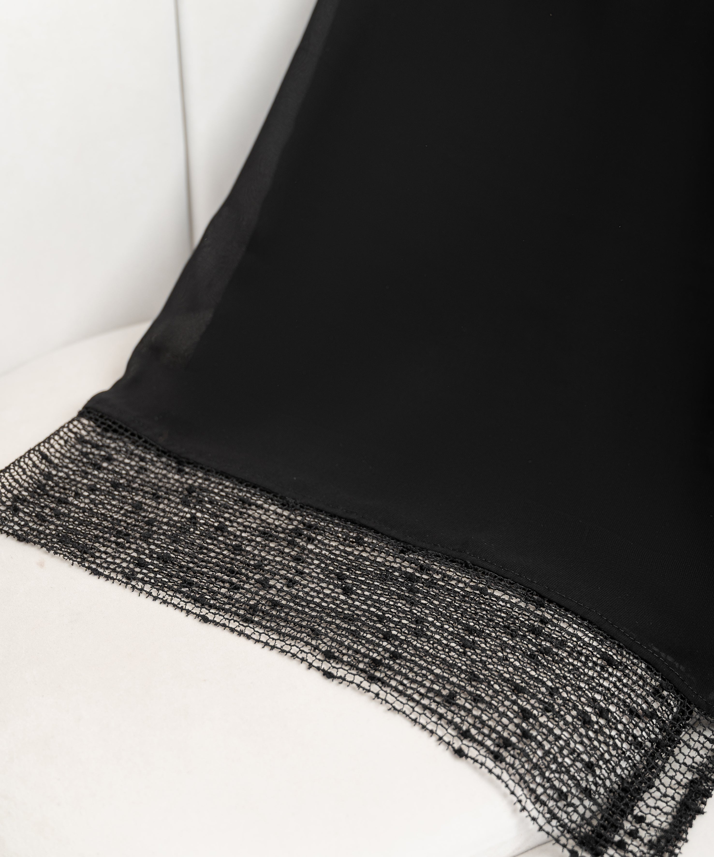 Rectangular Hijab with Mesh Velvet-Dotted Edge