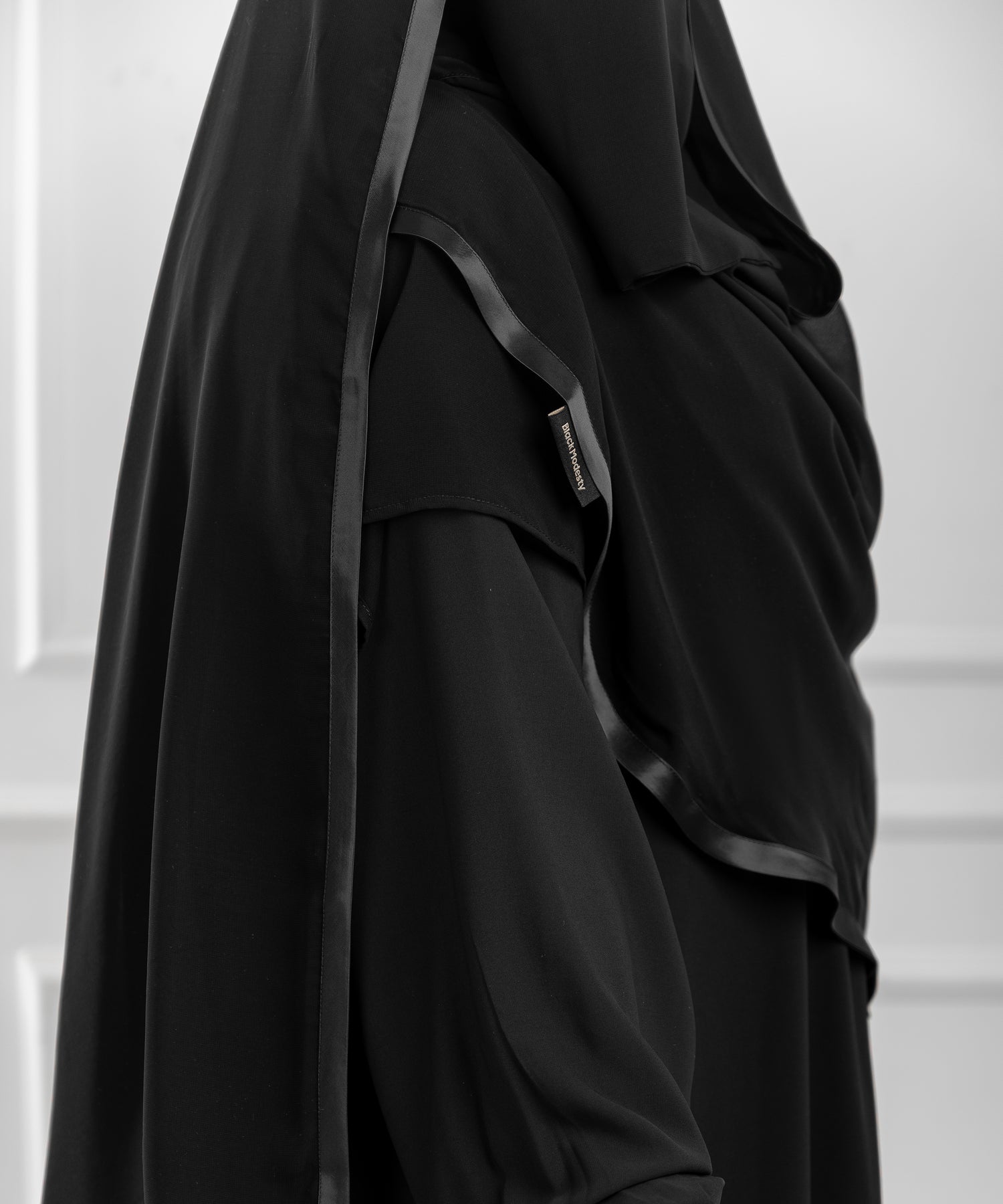 Circular Khimar “Ghashwa” – with Satin