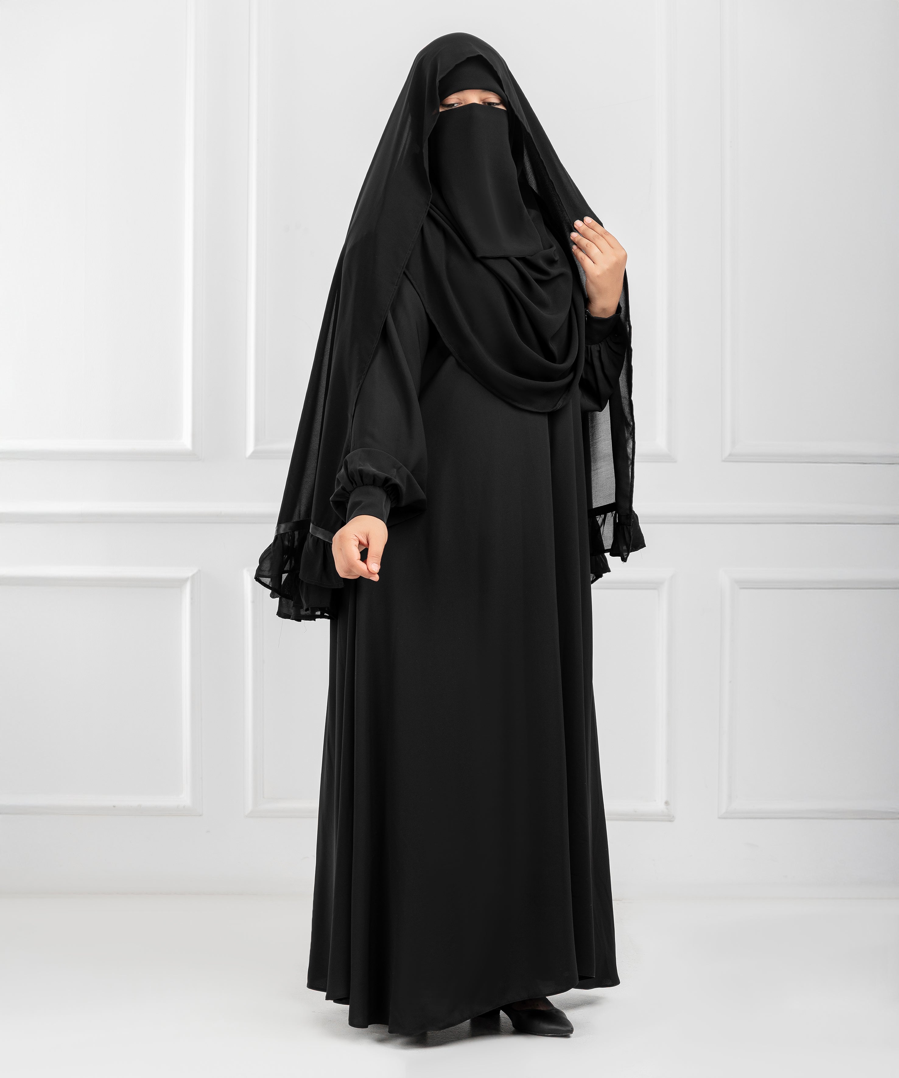 Circular Khimar “Ghashwa” – with Soft Ruffle and Satin Ribbon