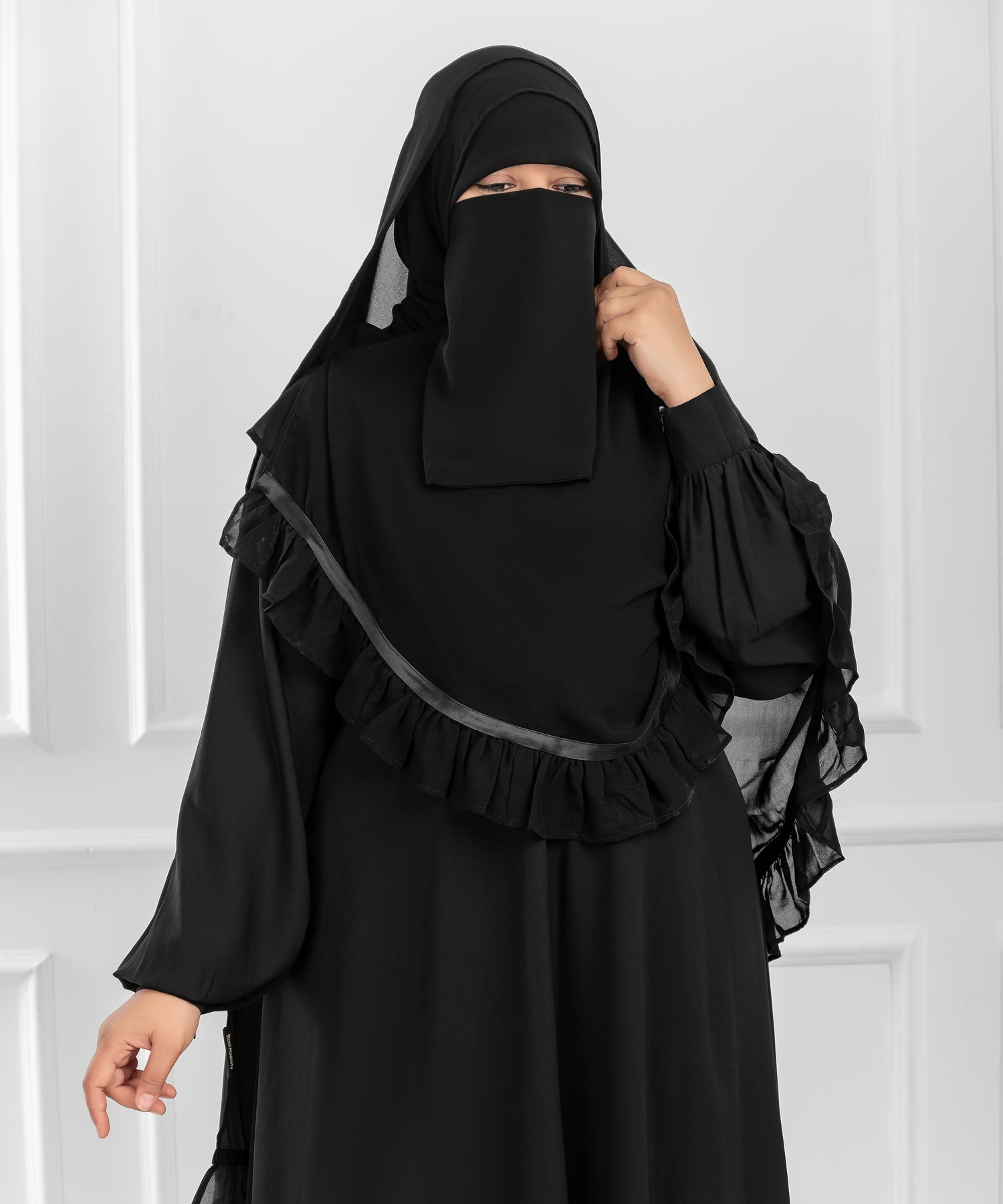 Circular Khimar “Ghashwa” – with Soft Ruffle and Satin Ribbon