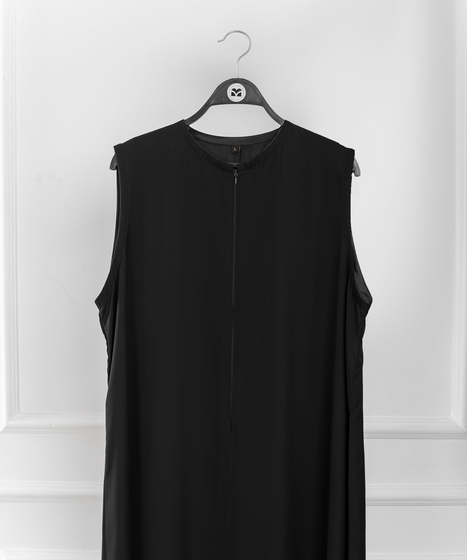 Basic Cut Abaya in Luxurious Silky Fabric
