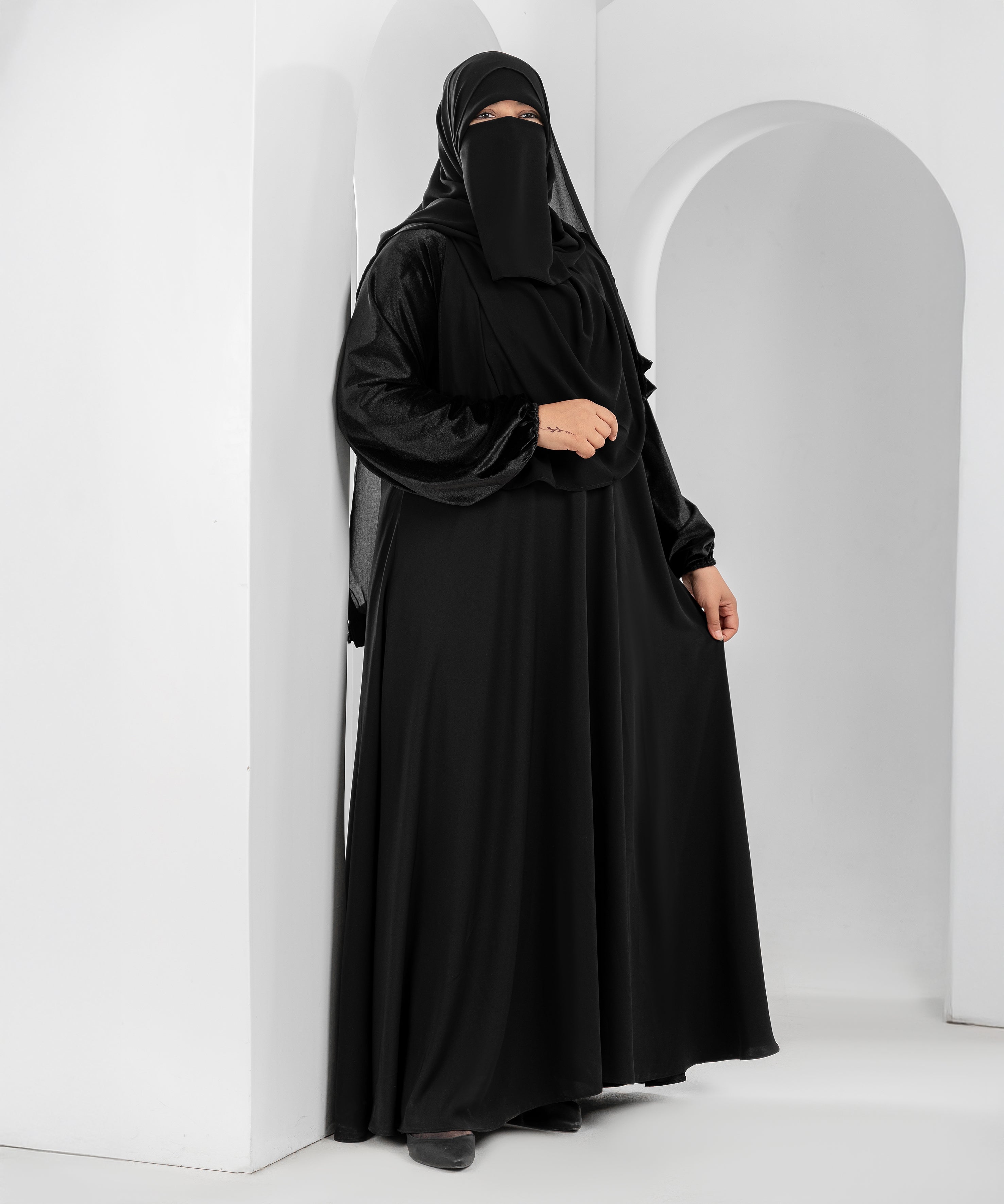 Black Abaya with Velvet Sleeves