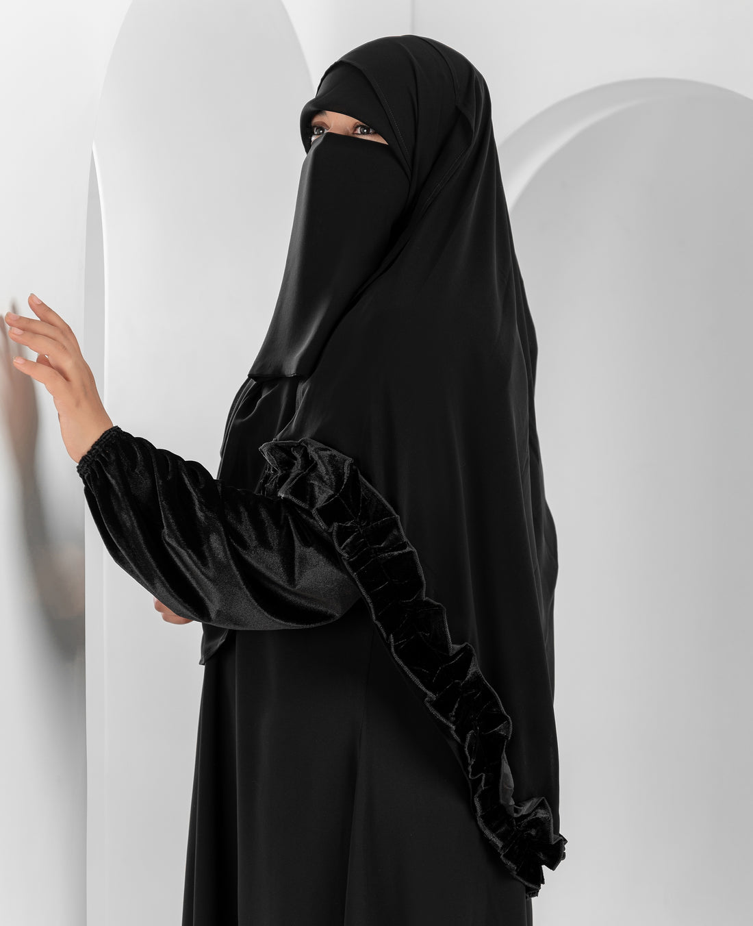 Rectangular Hijab with Velvet Edge
