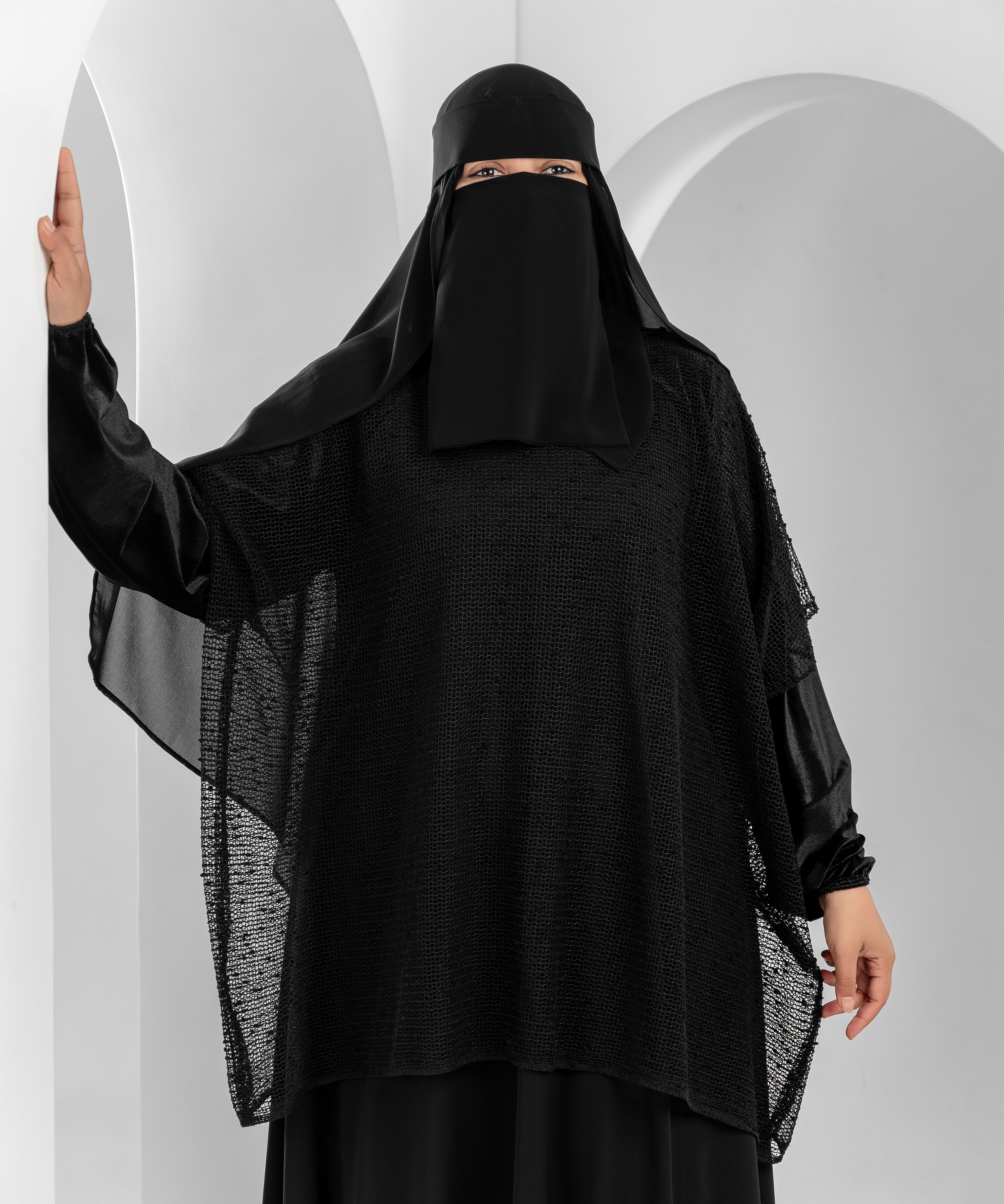 Shoulder Cape with Mesh Fabric and Velvet Dots