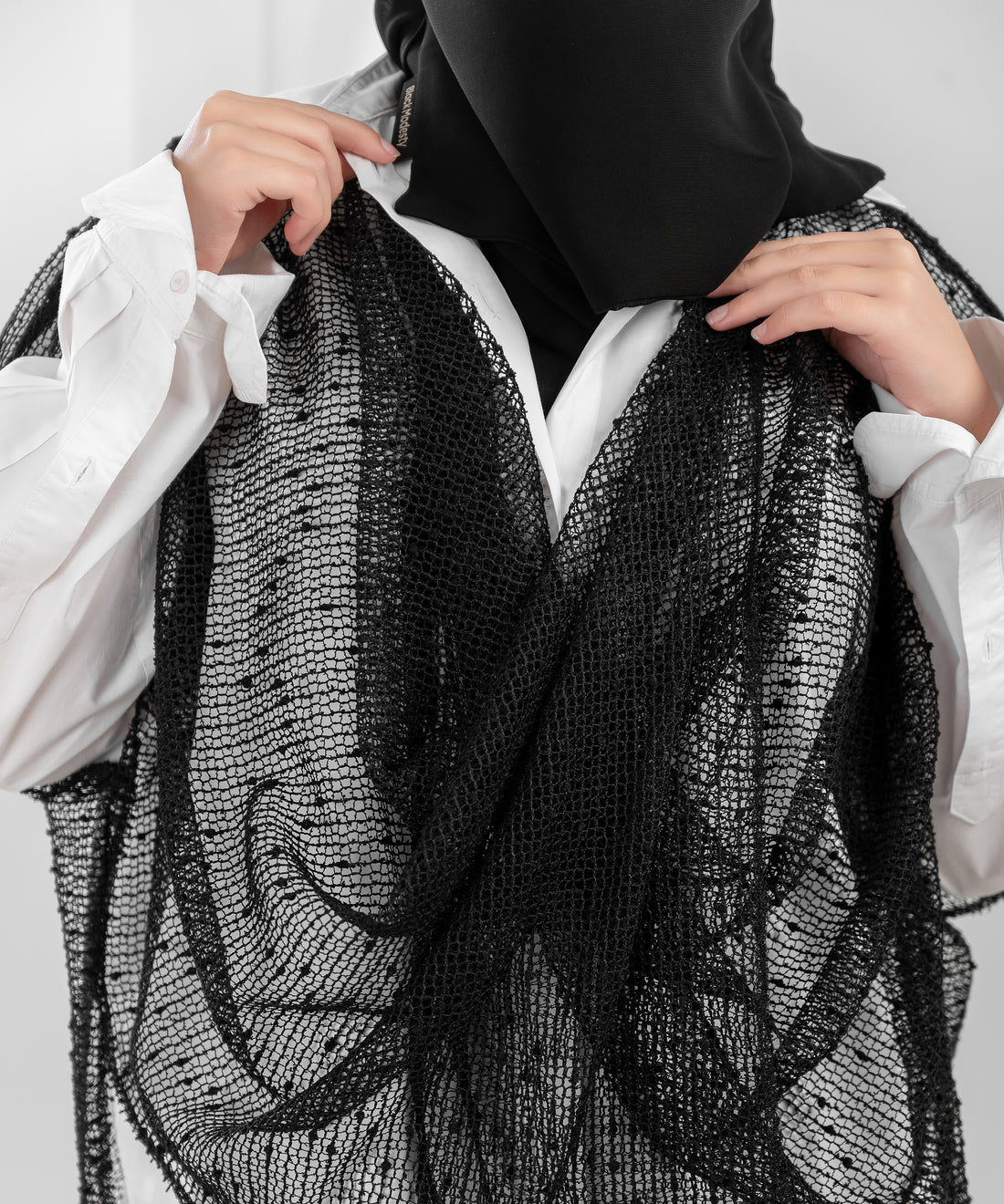 Shoulder Cape with Mesh Fabric and Velvet Dots – Front Drape Design