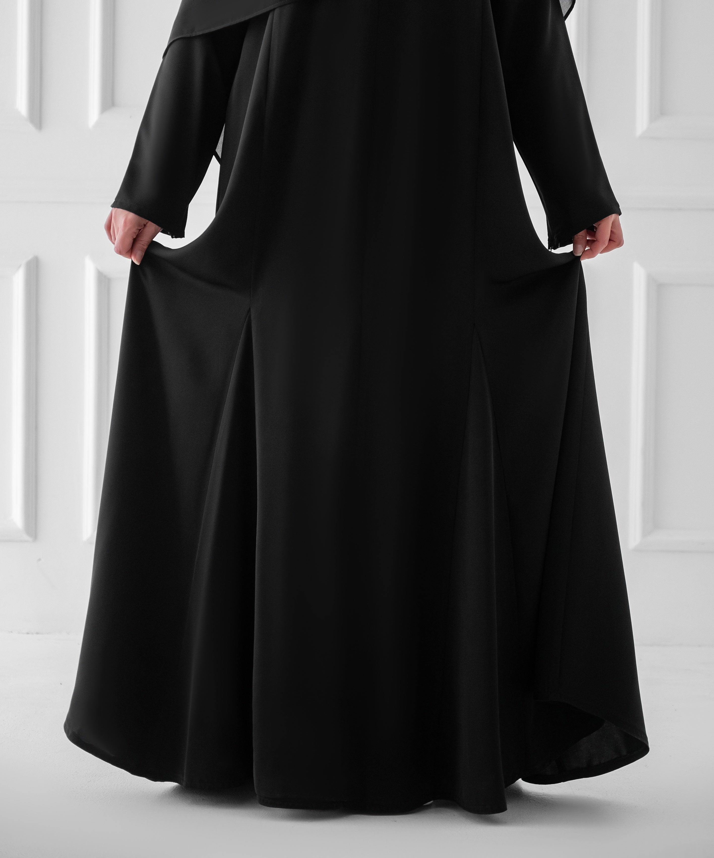 Wide Cut Design Abaya