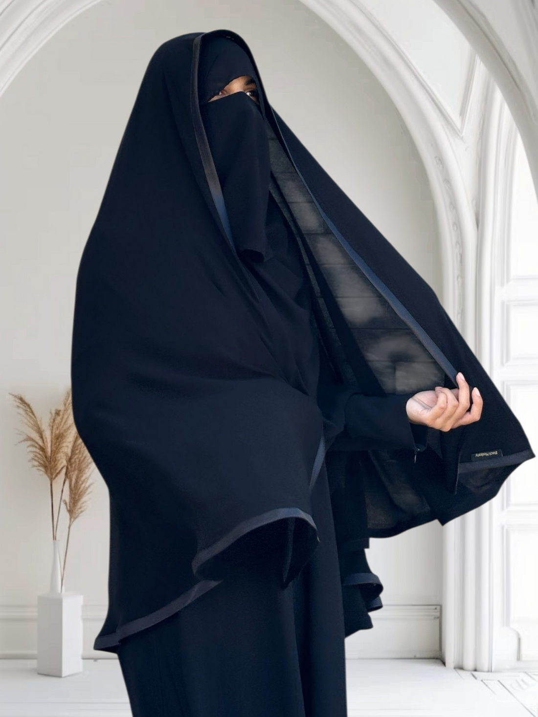 Circular Khimar “Ghashwa” – with Satin